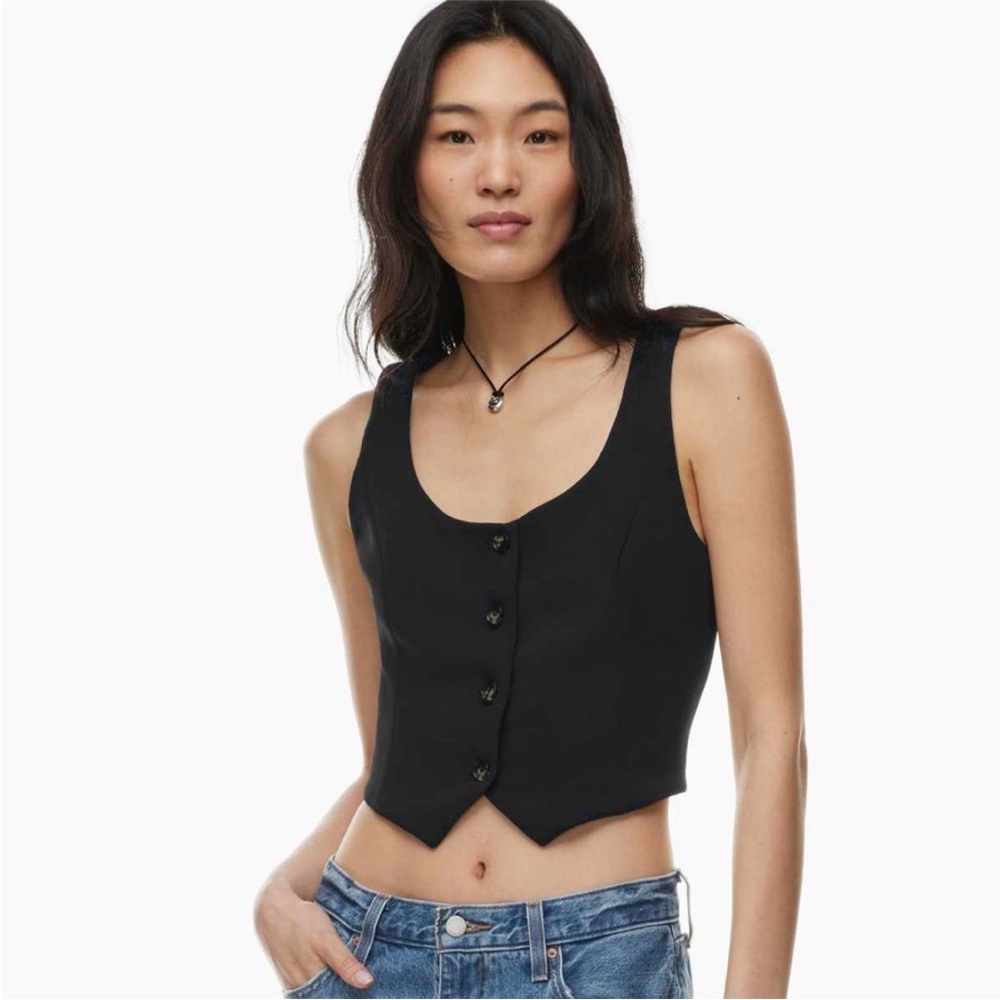 Aritzia Wilfred Rocco vest BNWT size 6